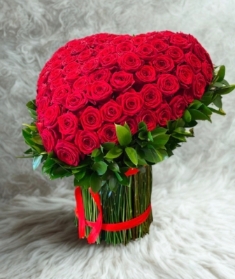 A 100 Red Roses with love