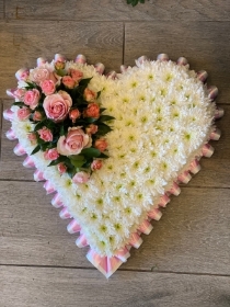 Traditional Pink and White heart